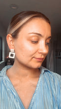 Load image into Gallery viewer, Square Earrings | Camel
