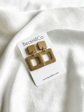 Load image into Gallery viewer, Square Earrings | Camel
