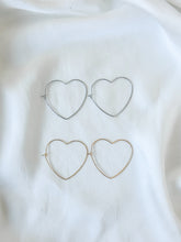Load image into Gallery viewer, Dainty Heart Hoops
